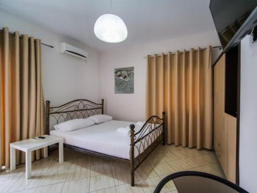 Hotell Vironas 3*