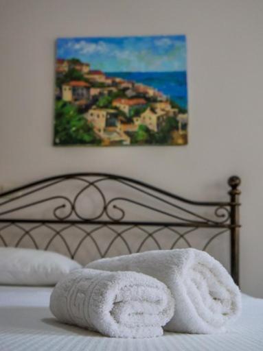 Vironas Hotell 3*